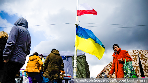 Варшава нашла выгоду в конфликте с Зеленским геополитика,украина