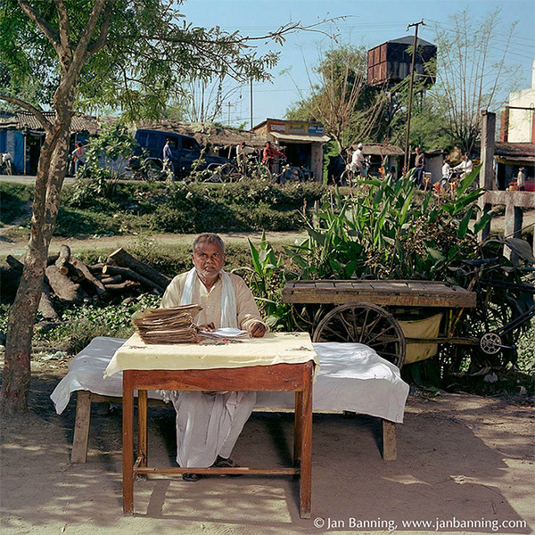 Как выглядят кабинеты чиновников и служащих в разных странах Как выглядят кабинеты чиновников и служащих в разных странах весь мир,карьера,культура,офисная жизнь