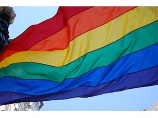 Испанский стыд: Как Сорос на пару с ЛГБТ нагнул королевство