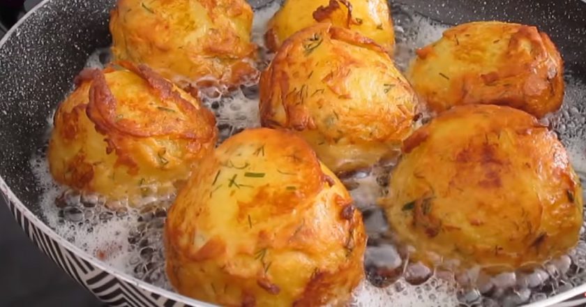 Ароматный картофель в кляре: интересный  рецепт жареного блюда