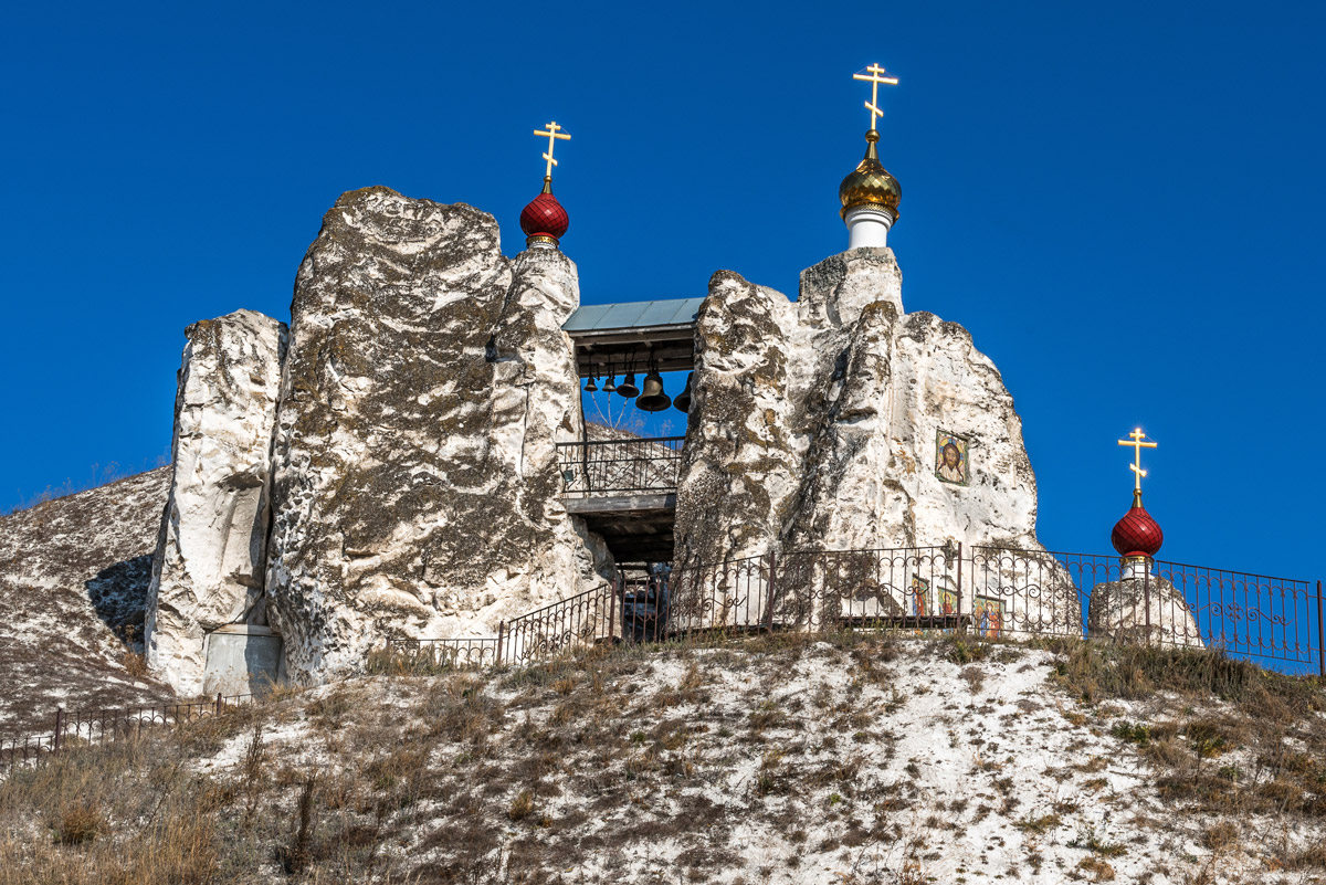Свято-Спасский женский монастырь в Костомарово