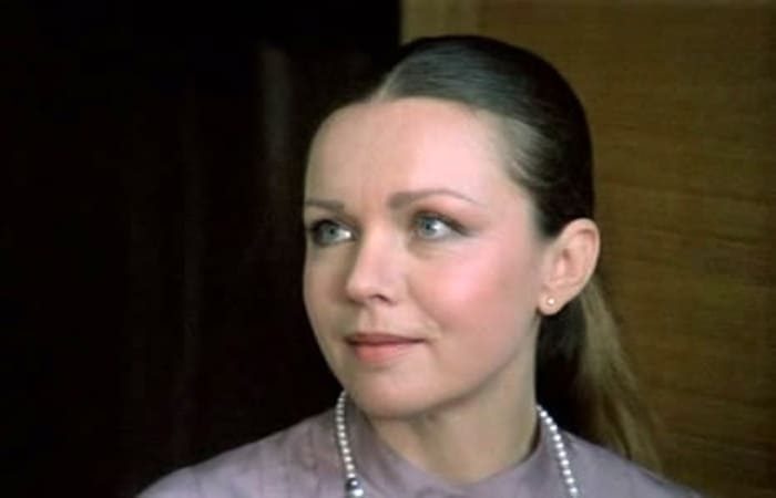 Почему Валентина Теличкина пропала с экранов Почему Валентина Теличкина пропала с экранов