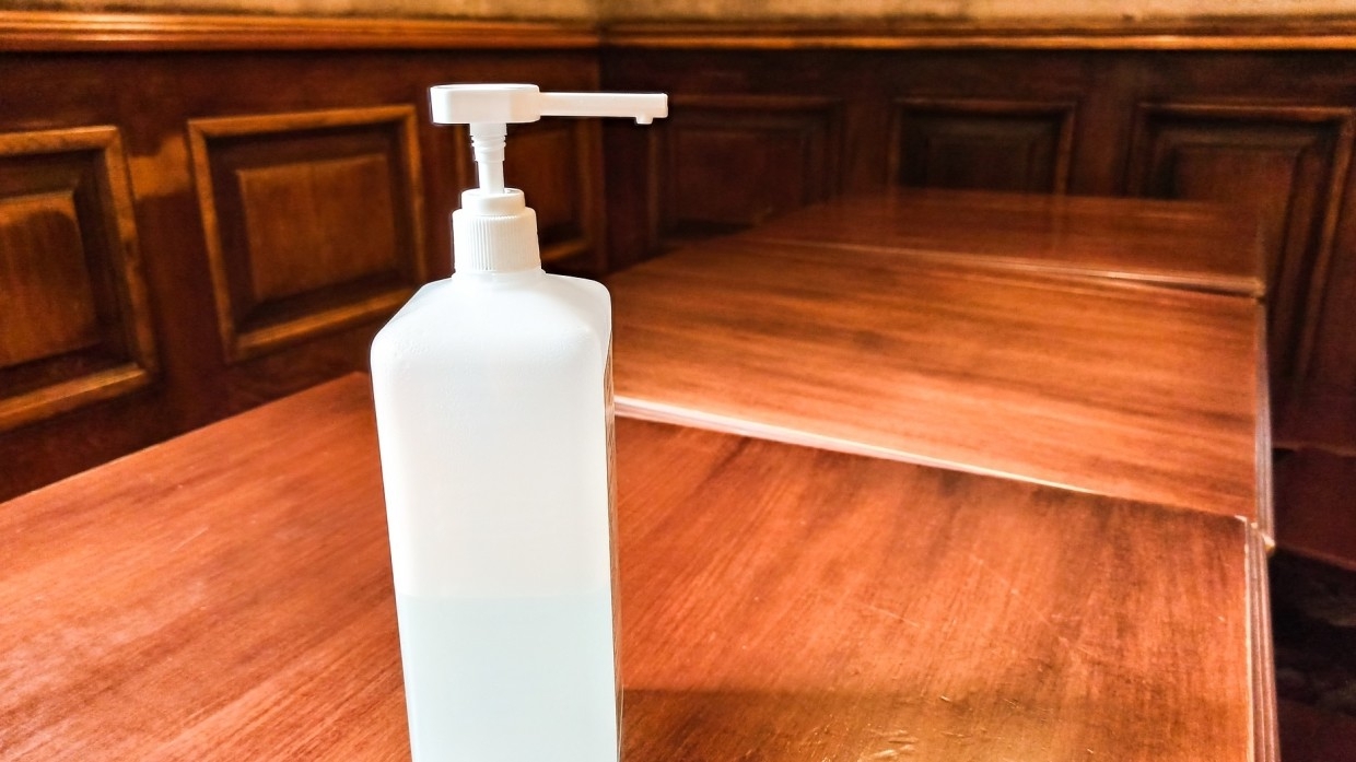 Врачи оценили эффективность мытья рта антисептиком при коронавирусе