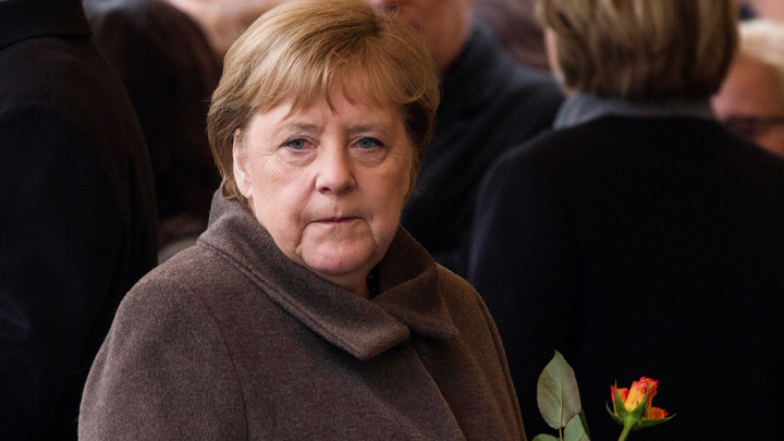 Страшная тайна: В Берлине расстроились, что Макрон проболтался о смерти НАТО геополитика