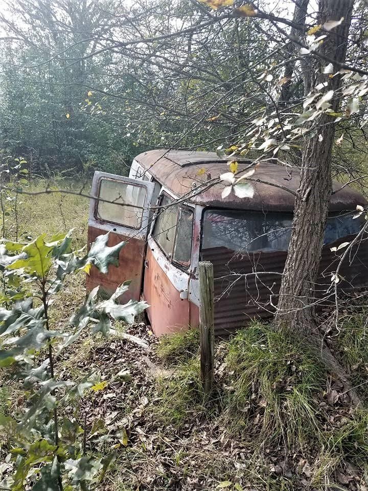 Хиппи-бас, простоявший тридцать лет по пояс в земле авто,авто и мото,автомобиль,автоновости