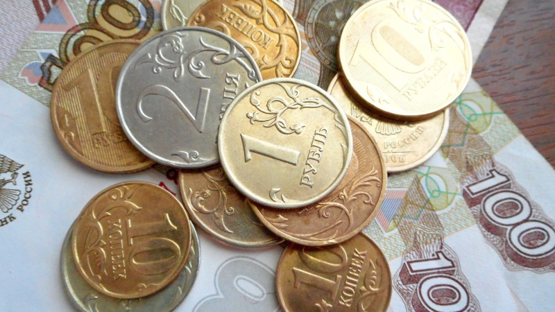 Перечислены факторы, влияющие на курс рубля