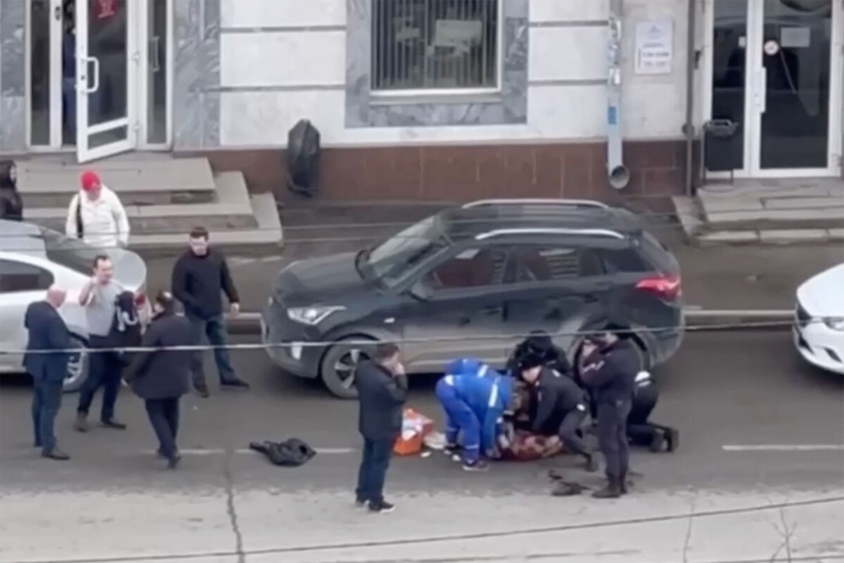 Shot: мужчина ранил полицейского на улице Карла Маркса в центре Уфы
