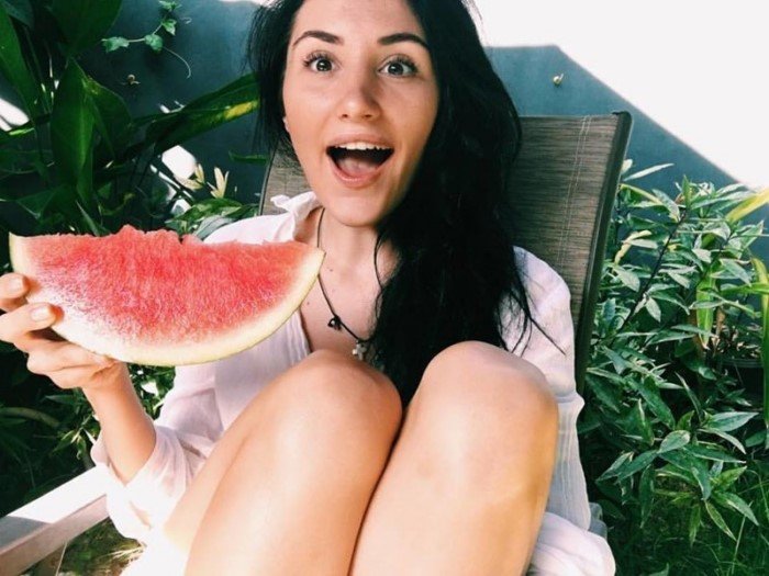 Участница "Давай поженимся" раскрыла, как Первый канал обманывает зрителей Участница "Давай поженимся" раскрыла, как Первый канал обманывает зрителей