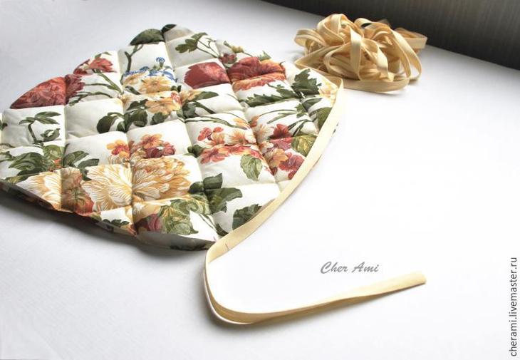 Шьем подушку-сидушку на стул за 2 часа Шьем подушку-сидушку на стул за 2 часа Подушка-сидушка,рукоделие,своими руками