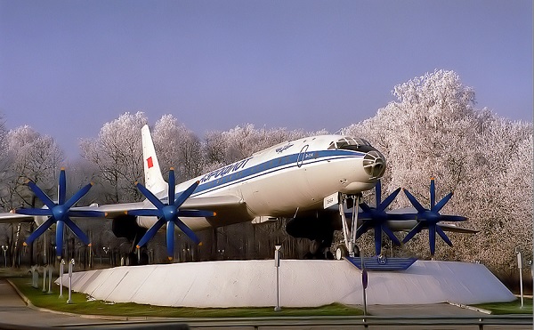 Ту-114 монумент