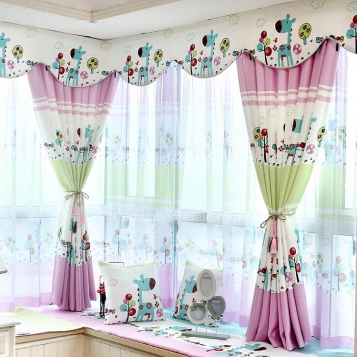 Изящные шторы с необычным принтом: преобразите внешний вид вашей комнаты