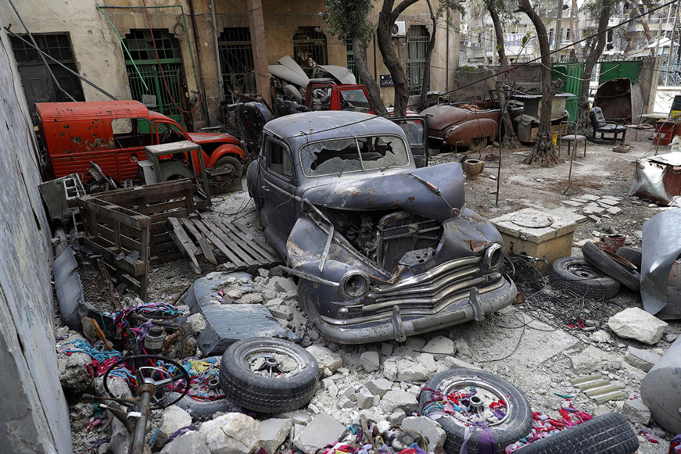Известная винтажная коллекция авто похоронена под обломками Алеппо