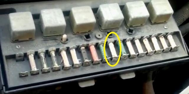 предохранитель комбинации приборов ваз 2107 старого образца