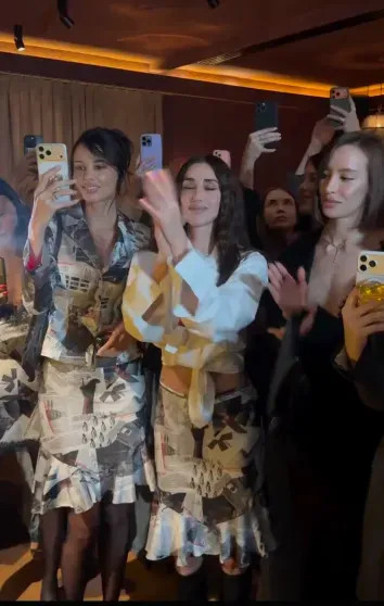 Возлюбленная Тимати Валентина Иванова и его бывшая девушка Анастасия Решетова встретились на вечеринке в Москве Решетова, Валентина, Расида, ИвановаАнастасия, Лакоба, Тимати, Иванова, Анастасия, Алеко, пришла, вместе, рядом, возлюбленная, Алиса, совпадать, может, редакции, Мнение, журнала, бренда