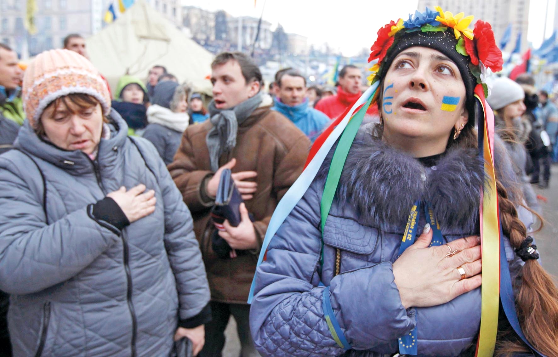 Поем украинские. Современные украинцы. Украинки на Майдане. Украина для украинцев.