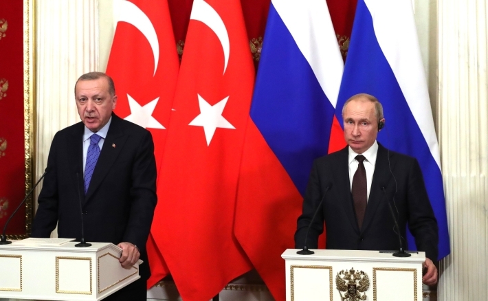 Эксперт Стародубцев: Путин заставил замолчать противников российского газа в Турции