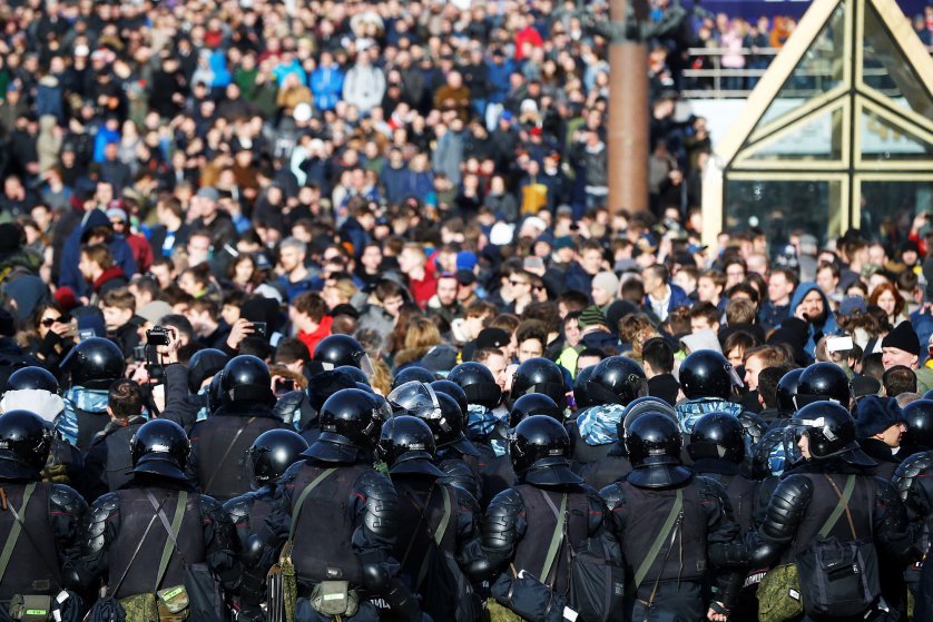 Митинги в России