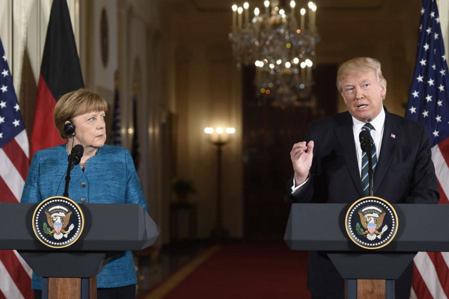 Пресс-конференция Трампа и Меркель в Белом доме, 17.03.17.png