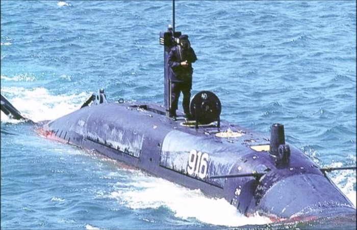 АС-12: история самой секретной российской подводной лодки 