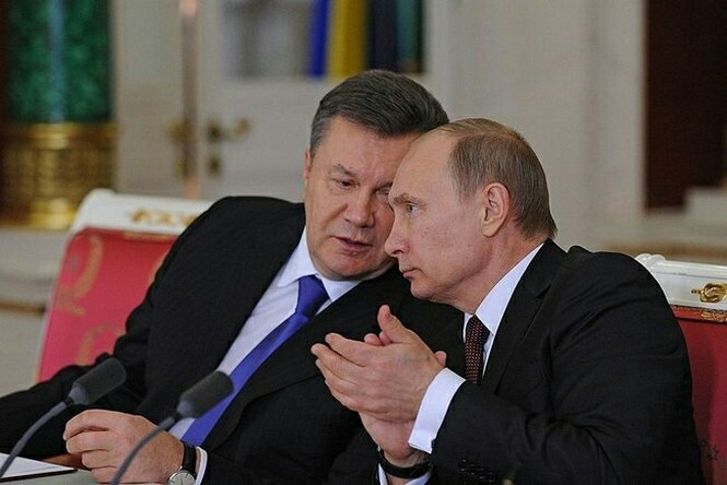 Украинские СМИ опубликовали фото письма Виктора Януковича к президенту России с просьбой о вводе войск в страну
