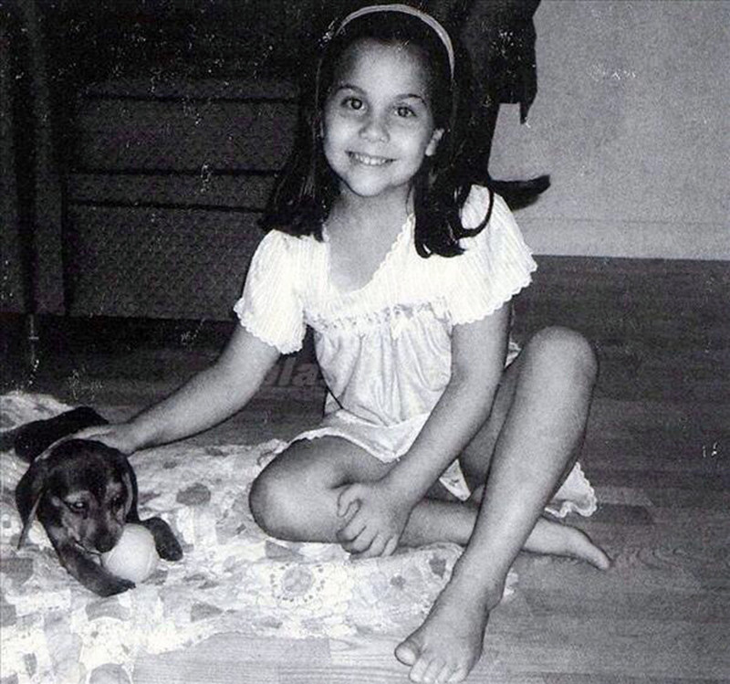 Стефани Джерманотта (Леди Гага) и собачка Элис, Нью–Йорк, 1996 год. звезды, история, фото