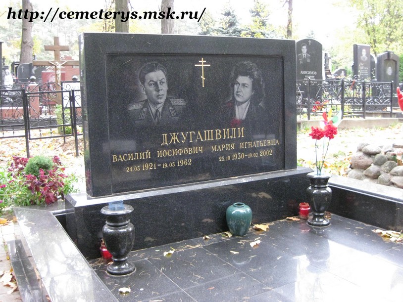 http://cemeterys.ru/images/img30298359.jpg