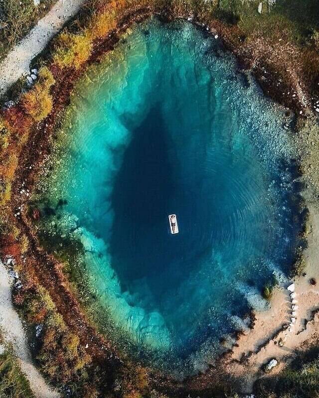 15 фото водных глубин, от которых и собственная ванна кажется глубоким водоворотом