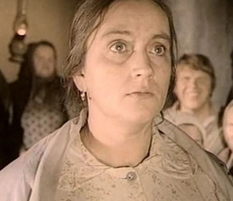 Ирина Бунина в картине "Вечный зов". Кадр из фильма