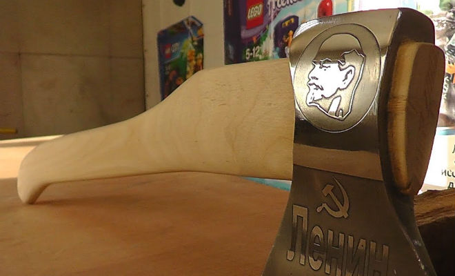 Насаживаем топор намертво