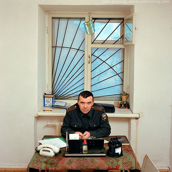 Как выглядят кабинеты чиновников и служащих в разных странах Как выглядят кабинеты чиновников и служащих в разных странах весь мир,карьера,культура,офисная жизнь