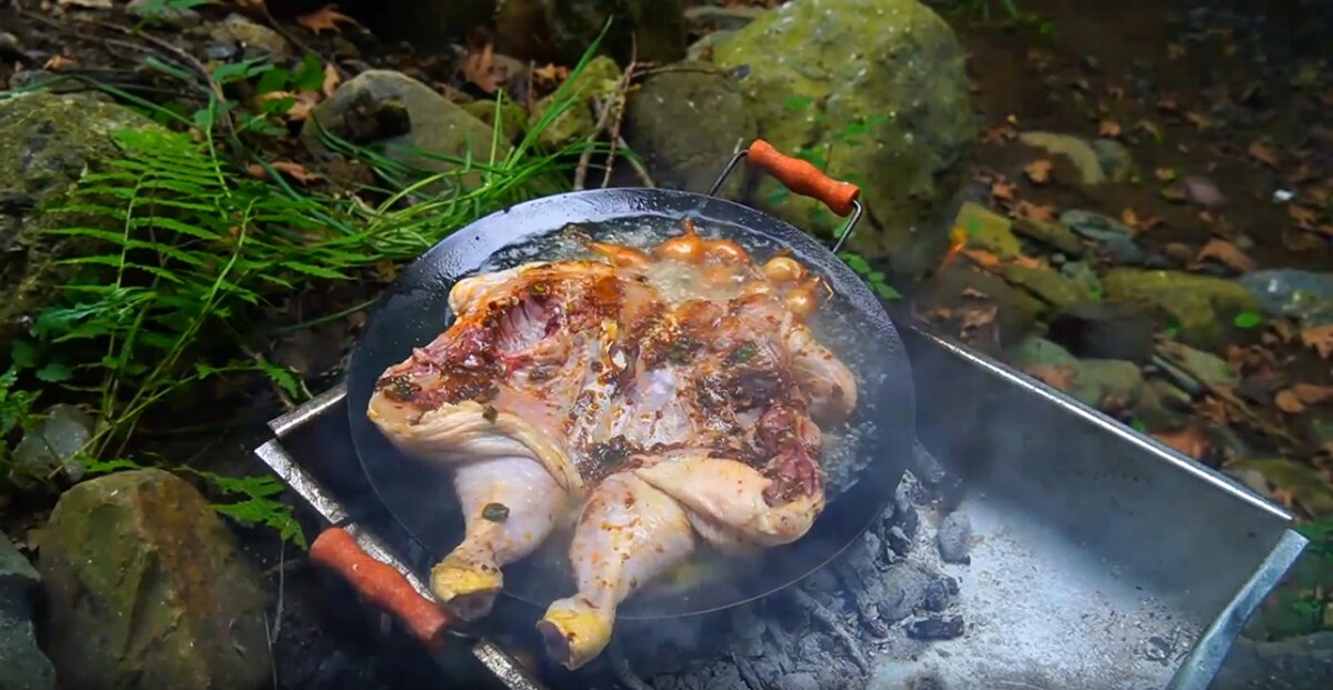 Курица под камнем. Люблю готовить когда хочется новый вкус табака, цыпленок, курицу, тушки, цыпленка, чтобы, отбиваем, хорошо, обжариваем, вверх, вкусно, чеснок, также, полностью, готовой, обжаривание, каждой, минут, Внутри, стороныЧтобы