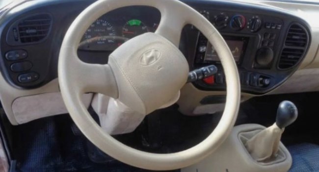 Маршрутку Hyindai Country превратили в роскошный автодом Автомобили