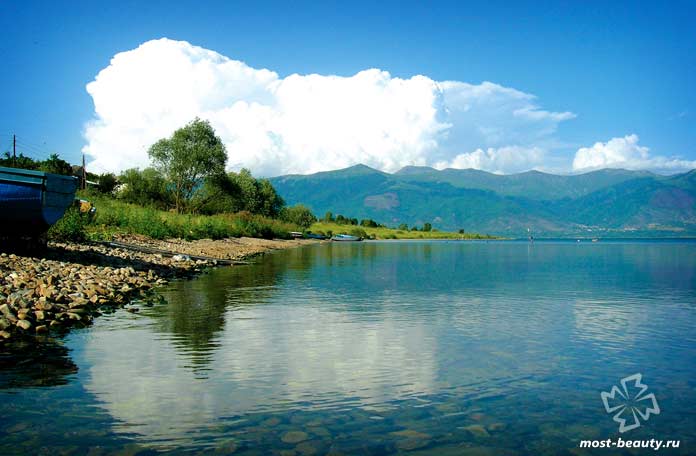 Озеро Преспа - одно из красивейших приключений Македонии под открытым небом