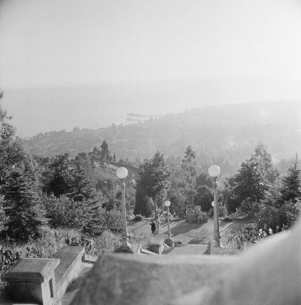 Уютный Сухуми в 1950-х годах (72 фото)