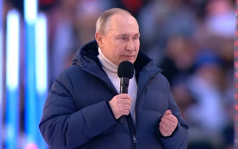Прерванная трансляция обращения Путина: технический сбой с признаками диверсии Политика