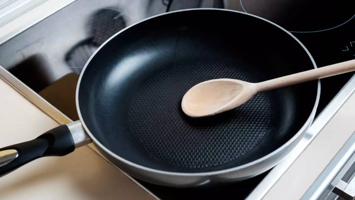 Не ешьте из этой посуды! Самая токсичная и вредная посуда посуда, которая, очень, приготовления, нагревании, посуду, которой, вариант, металлом, который, самая, материалов, качественная, значит, будет, считается, популярная, содержит, самых, разных