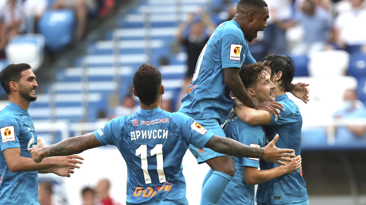 Петербургский «Зенит» разгромил «Локомотив» и стал обладателем Суперкубка