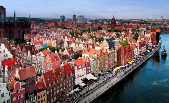 Поляки не пожалели сил на восстановление города. /Фото: zelenogradsktour.ru Поляки не пожалели сил на восстановление города. /Фото: zelenogradsktour.ru