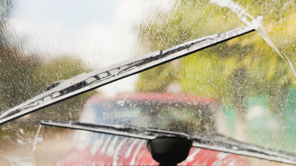driving in rain