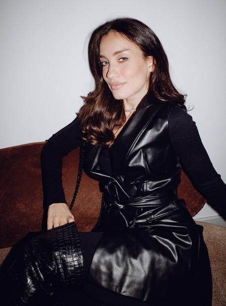 Дмитрий Хрусталев с женой, Виктория Дайнеко и другие гости премьеры фильма "Аферистка" Дмитрий Хрусталев с женой, Виктория Дайнеко и другие гости премьеры фильма "Аферистка" Звезды,Красная дорожка