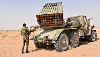 Сирийский военный в окрестностях Дейр-эз-Зора