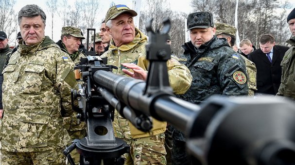 У Порошенко призвали население Украины готовиться к затяжной войне