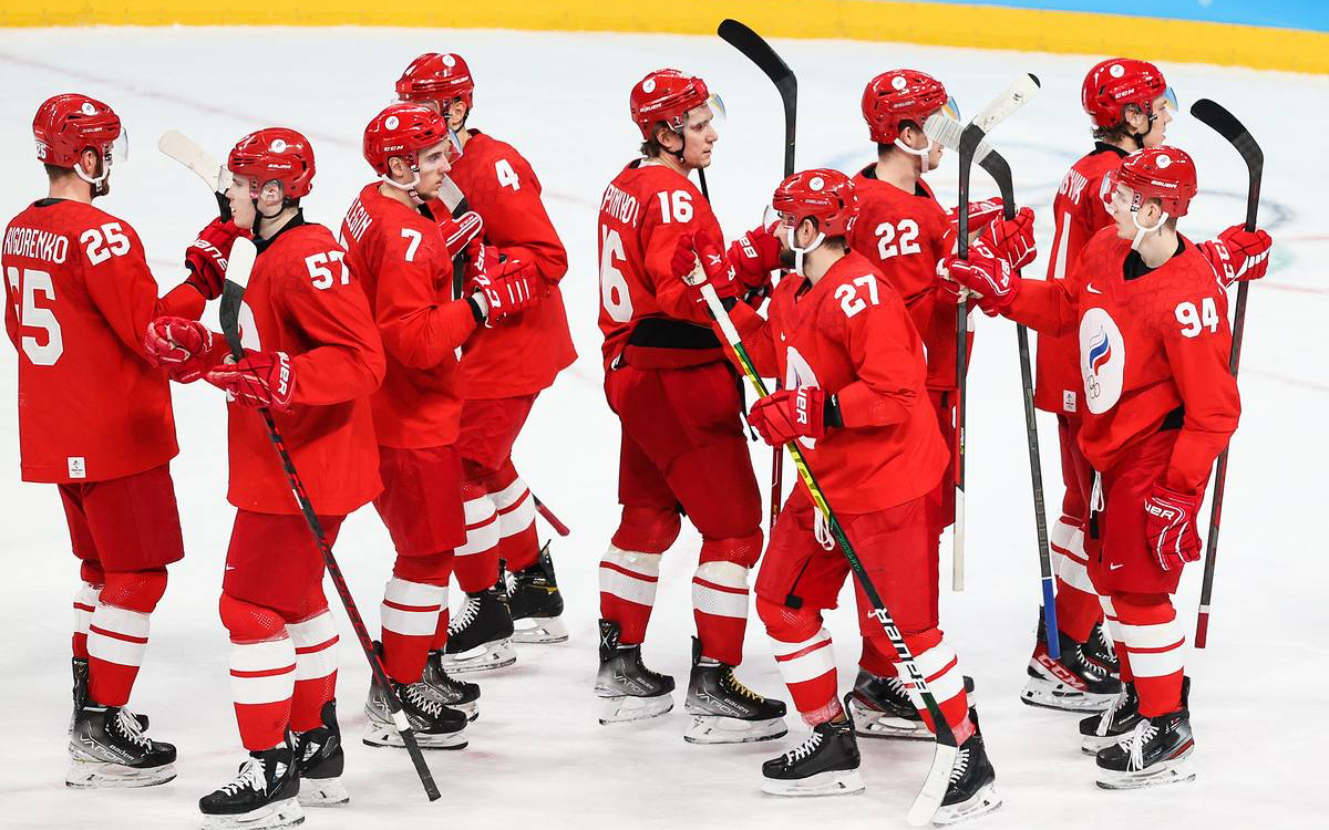 Главный тренер сборной отреагировал на обещание IIHF не отстранять Россию
