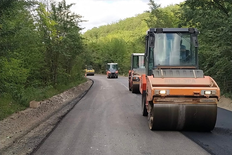 Оптимистично: к 2025 году нормативным требованиям в Крыму будут соответствовать 50% дорог