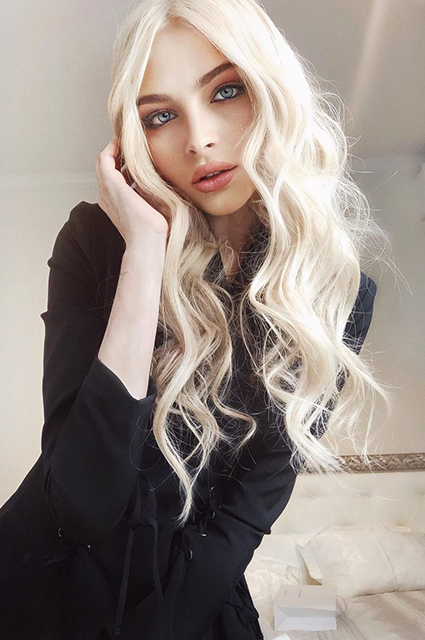 Алена Шишкова снова стала блондинкой Алена Шишкова снова стала блондинкой Было/Стало