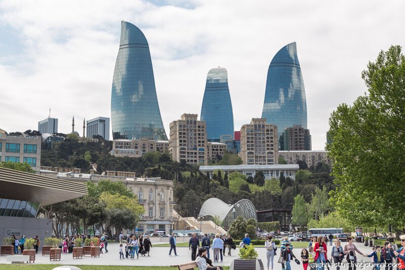 Как из Баку создают кавказский Дубаи только, города, Азербайджана, очень, можно, лучше, стоит, городе, Низами, Алиева, Гейдара, много, всего, зданий, внутри, столице, башен, время, больше, гораздо