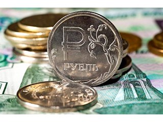 «Вся надежда на США»: когда ЦБ РФ перестанет занижать курс рубля