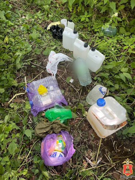 Житель Вышнего Волочка организовал нарколабораторию в тверском лесу
