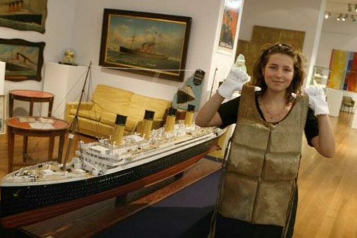Спасательный жилет с лайнера «Титаник»