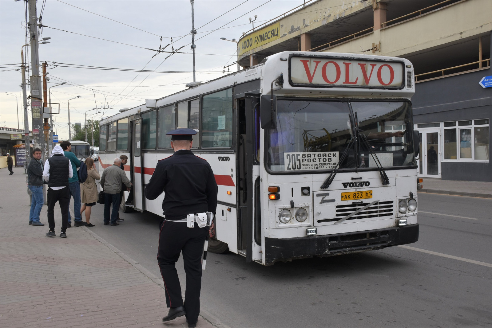 Ростов батайск автобус. Ростов транспорт. Автобус Ростов. Автобусы Ростов на Дону. Общественный транспорт Ростова на Дону.